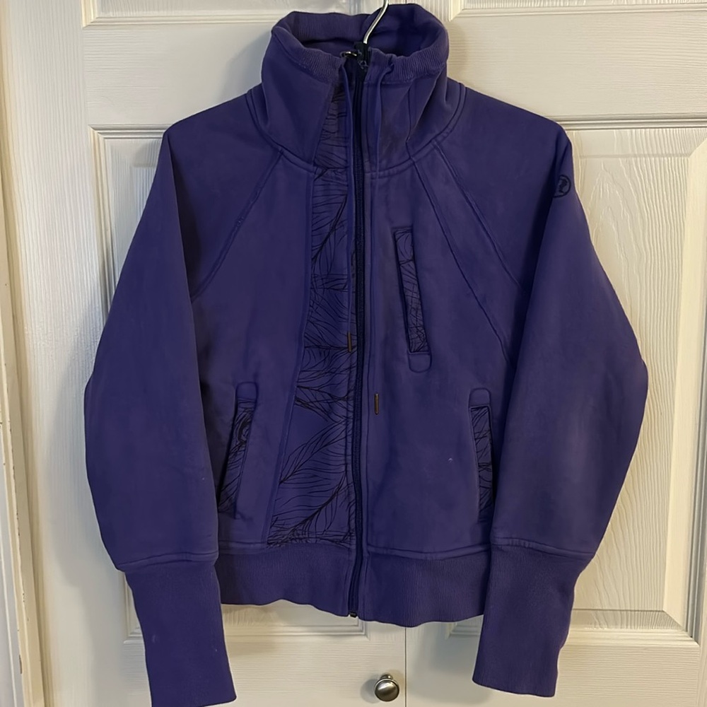 Lululemon Sweater full zip mock-neck sweater.